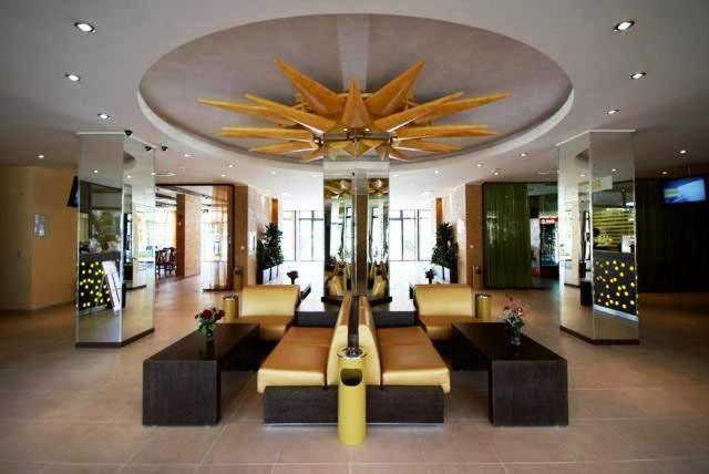Royal Sun Holiday Apartments Słoneczny Brzeg Zewnętrze zdjęcie