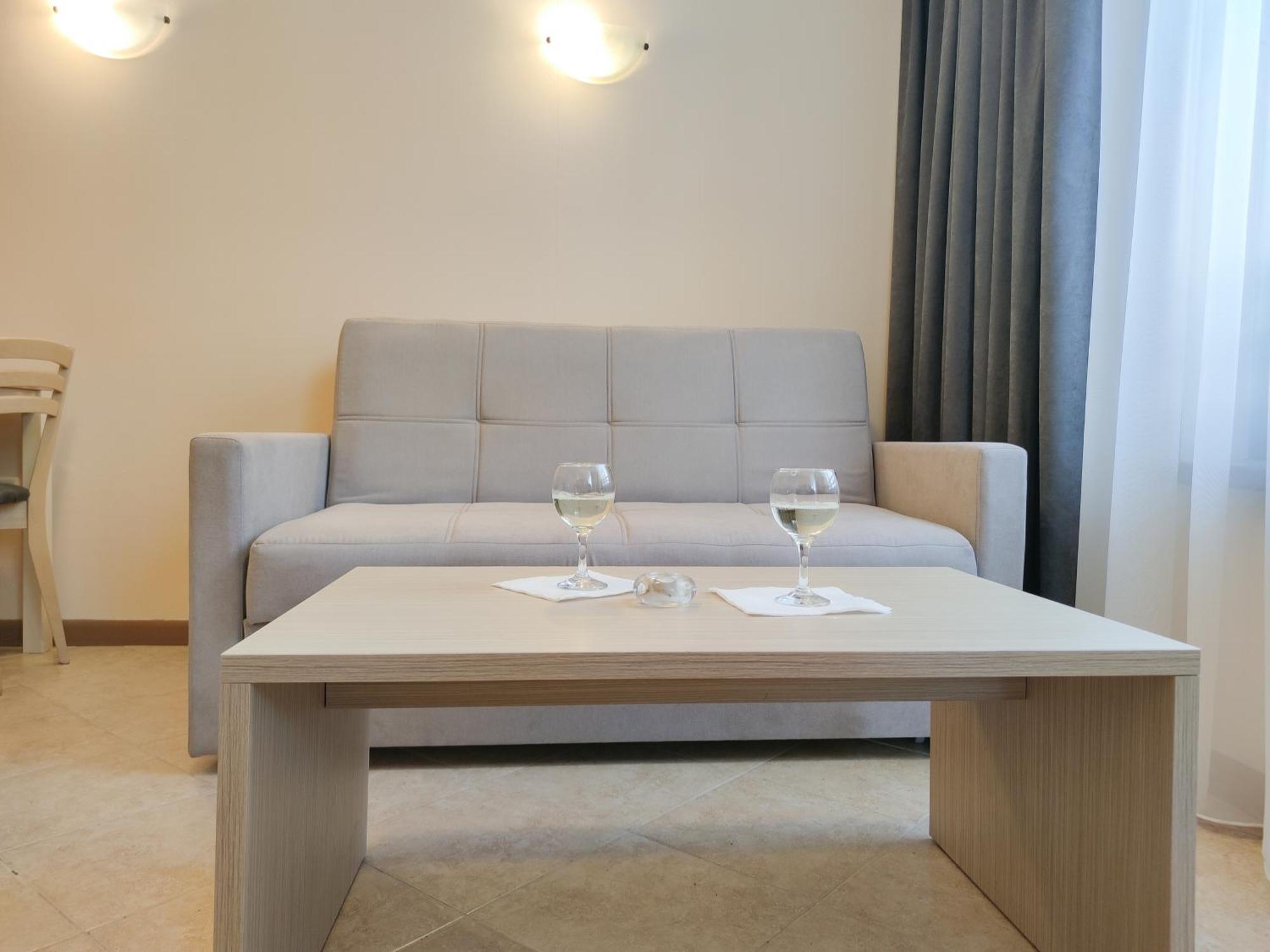 Royal Sun Holiday Apartments Słoneczny Brzeg Zewnętrze zdjęcie